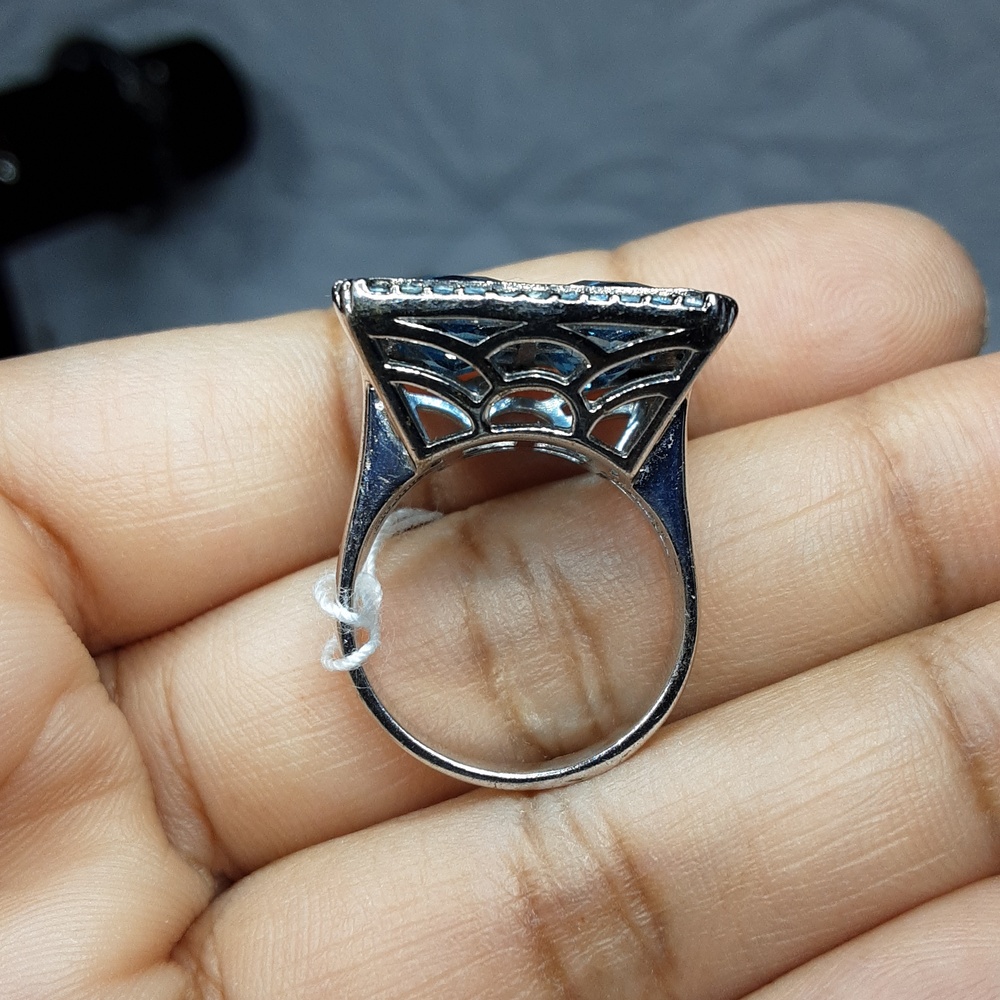 925 blue topaz ring. - Picture 2 of 4